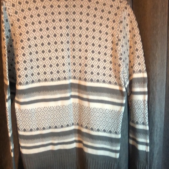 Men’s artsy Christmas Holiday striped snowman sweater - Picture 7 of 7